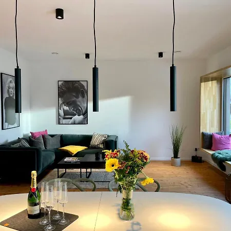 Neu! Feriendomizil Traumzeit 2 Mit Sauna&garten